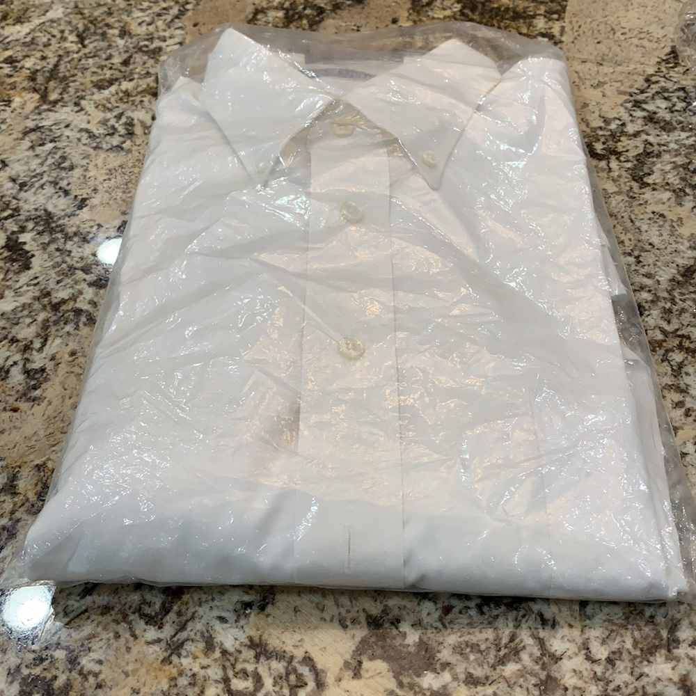 Wrinkle free Men shirt